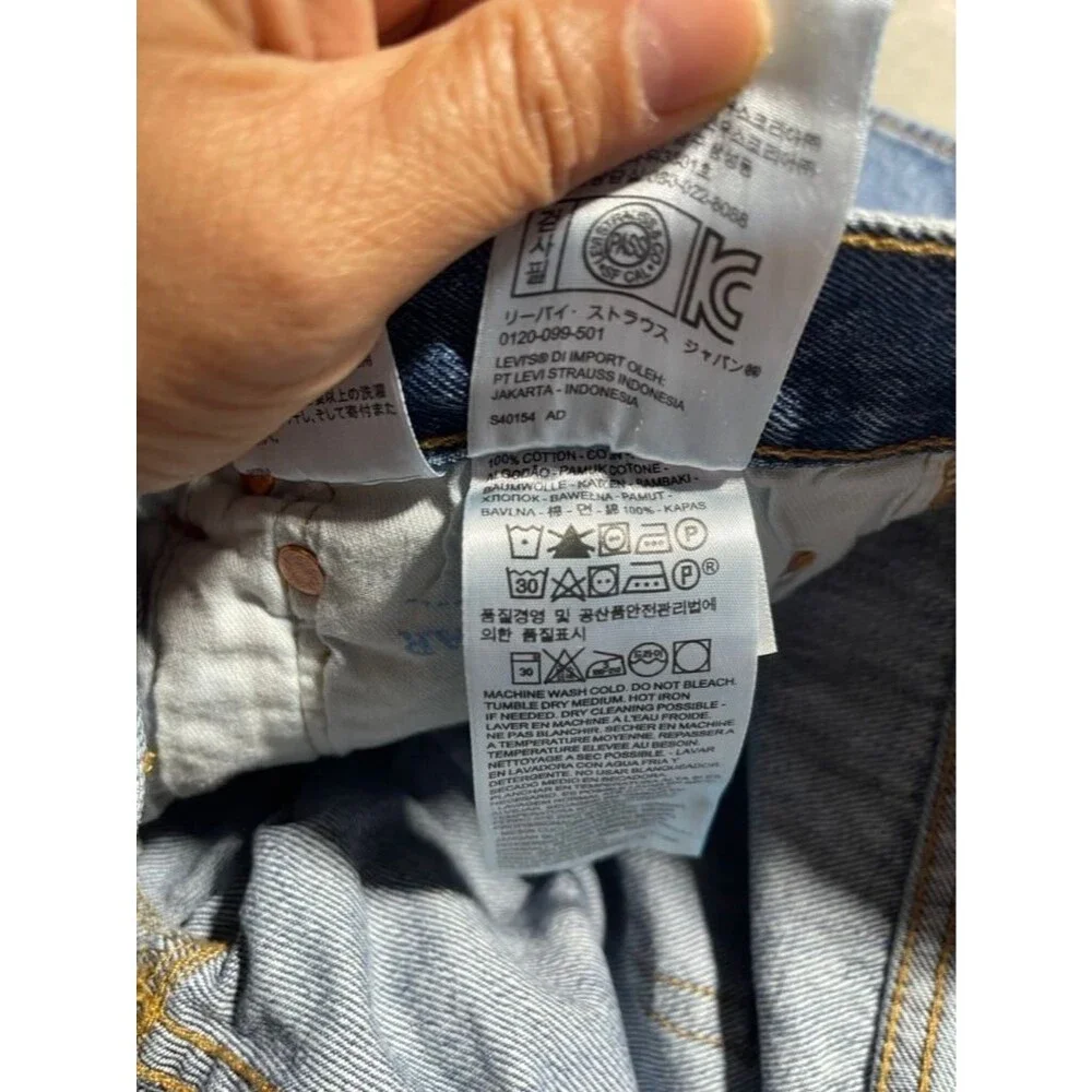 Levi's 501 Button Fly Jeans Men Size 36x36 Straight Denim Irregular